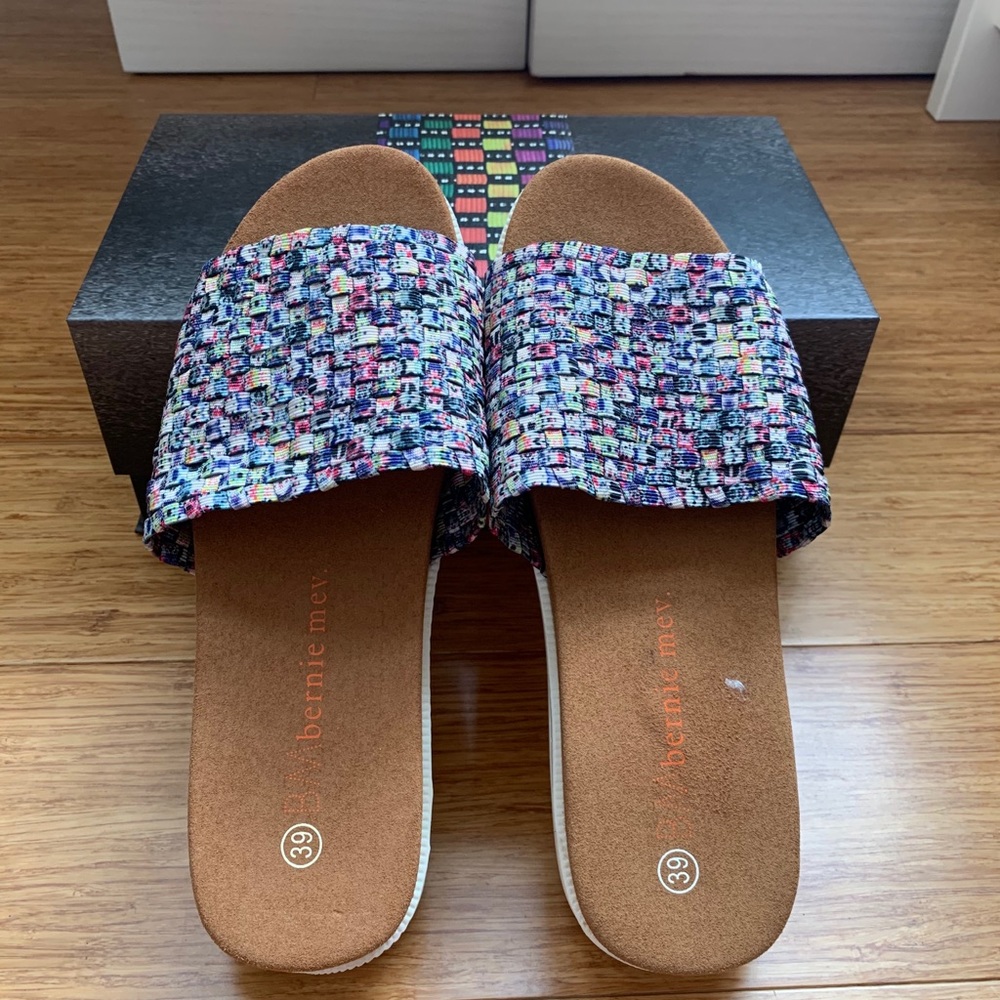 Slip-on Sandals